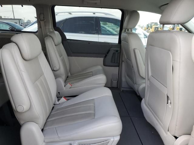 2008 Chrysler Town & Country Touring