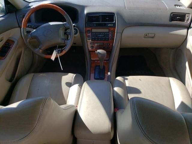 2000 Lexus ES 300