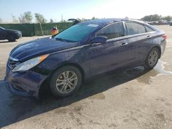 Carros salvage sin ofertas aún a la venta en subasta: 2013 Hyundai Sonata GLS