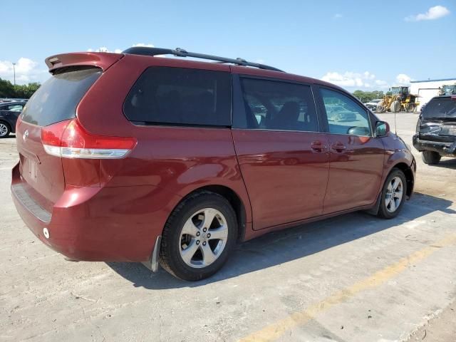 2012 Toyota Sienna LE