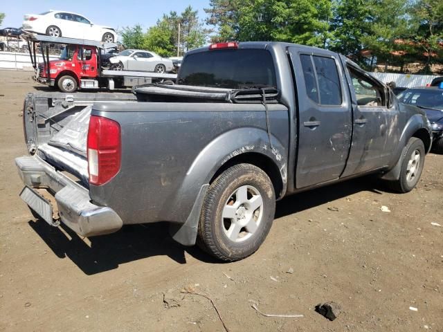 2005 Nissan Frontier Crew Cab LE