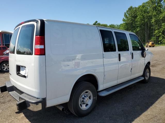 2022 Chevrolet Express G2500