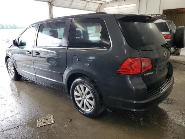 2012 Volkswagen Routan SE