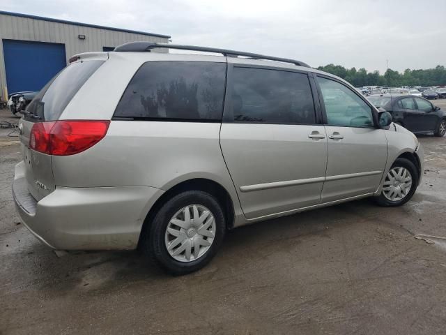 2007 Toyota Sienna CE