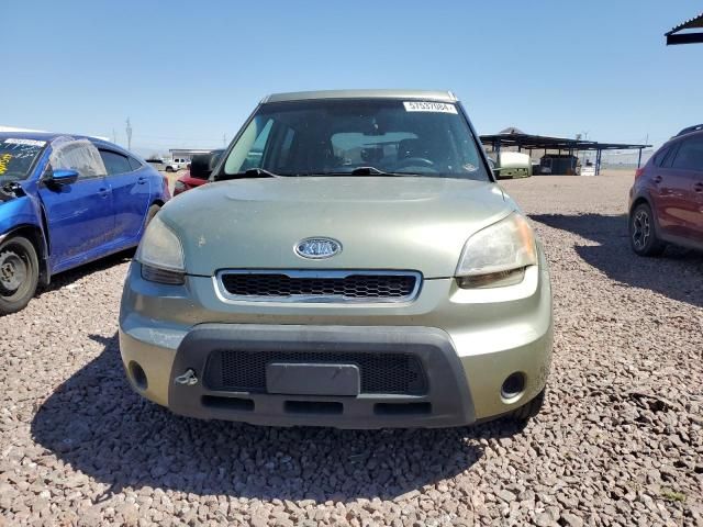 2010 KIA Soul +