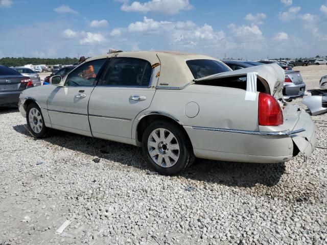 2006 Lincoln Town Car Signature