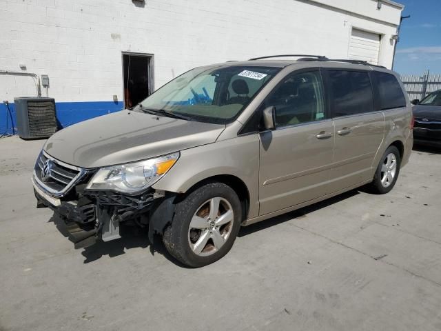 2009 Volkswagen Routan SE