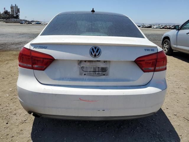 2015 Volkswagen Passat SE