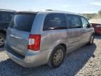 2014 Chrysler Town & Country Touring L