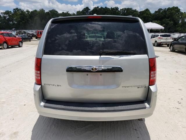 2010 Chrysler Town & Country Touring