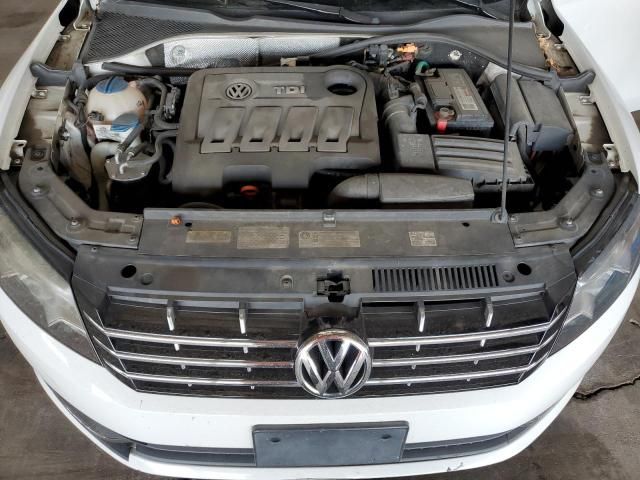 2012 Volkswagen Passat SE