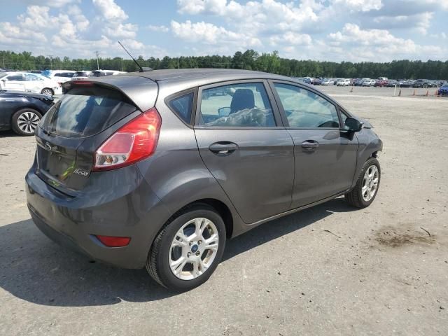 2016 Ford Fiesta SE