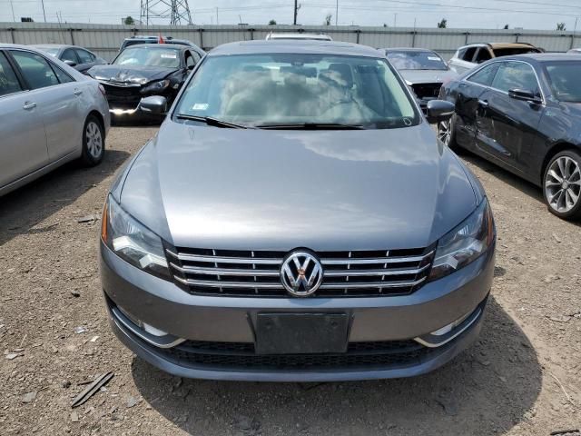 2013 Volkswagen Passat SE