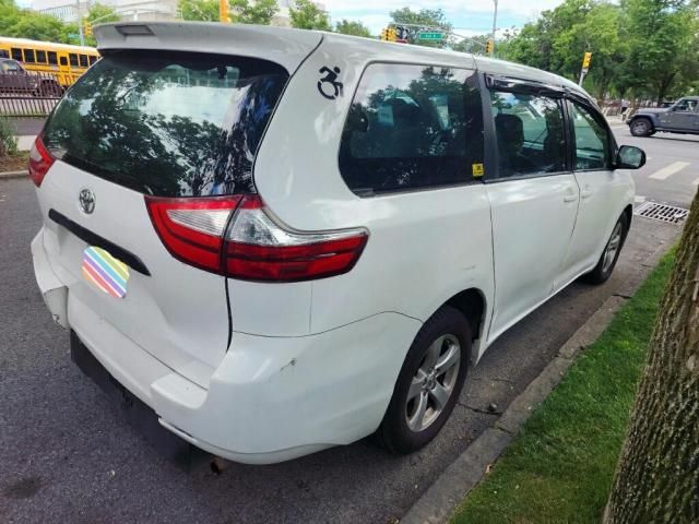 2016 Toyota Sienna