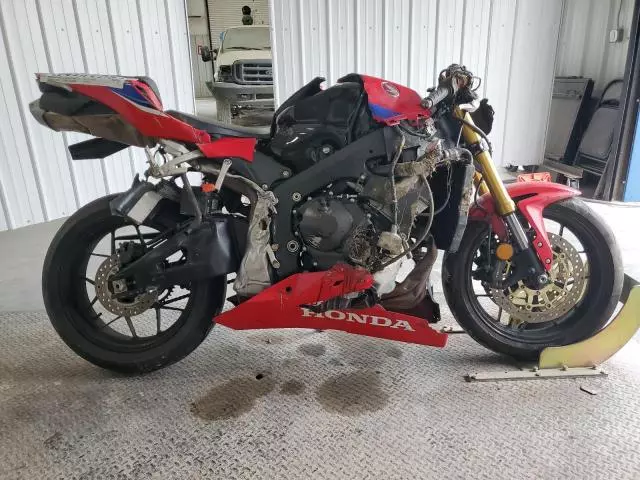 2021 Honda CBR600 RR