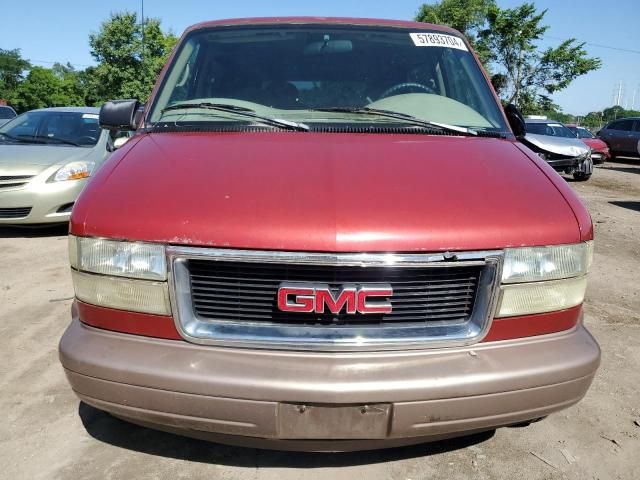 2002 GMC Safari XT