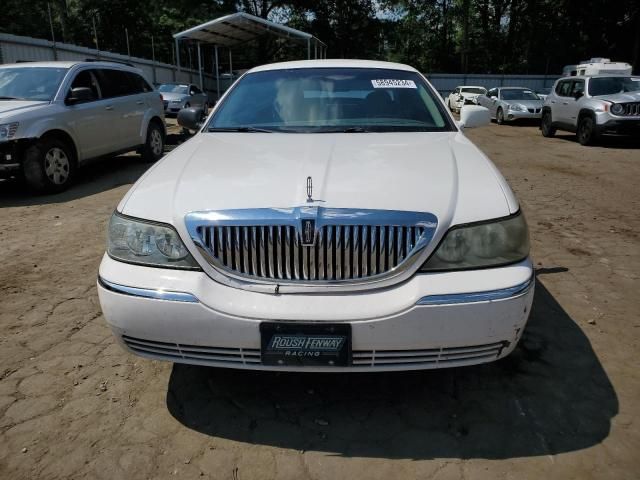 2008 Lincoln Town Car Signature Limited