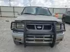 2000 Nissan Frontier Crew Cab XE