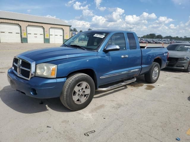 2005 Dodge Dakota SLT