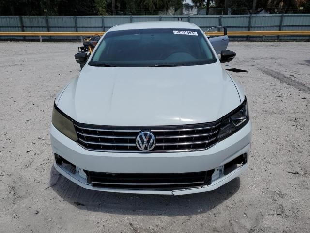 2016 Volkswagen Passat S