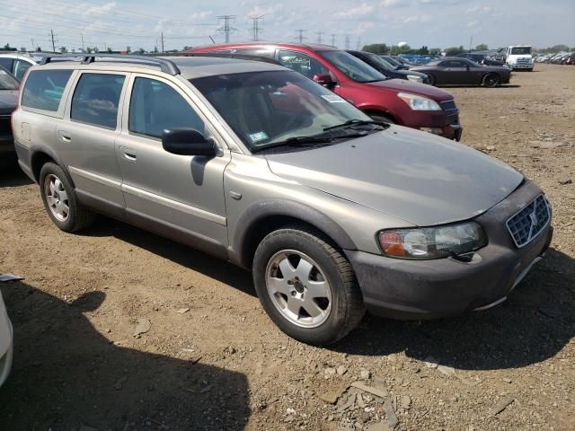 2004 Volvo XC70