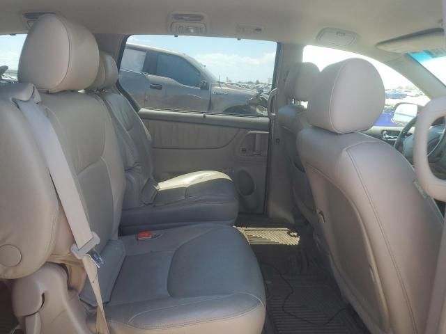 2008 Toyota Sienna XLE