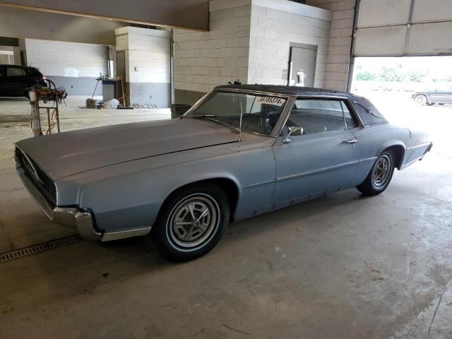 1967 Ford Thunderbird