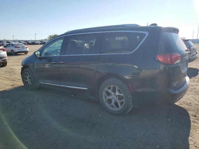 2017 Chrysler Pacifica Touring L Plus