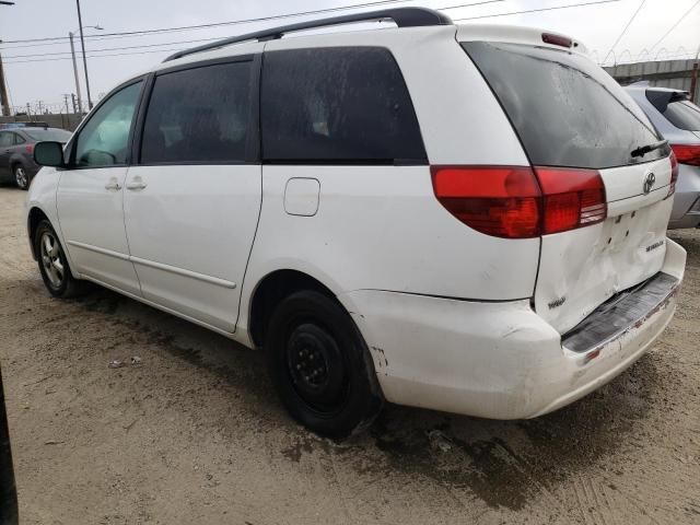 2005 Toyota Sienna CE