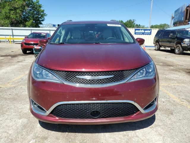 2017 Chrysler Pacifica Touring L Plus