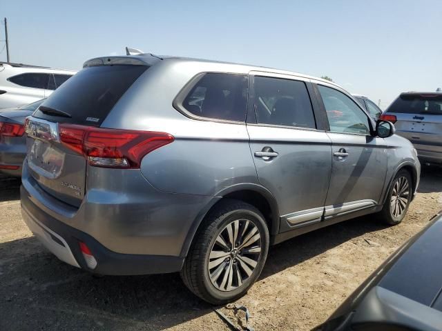 2019 Mitsubishi Outlander SE