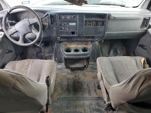 2005 Chevrolet Express G2500