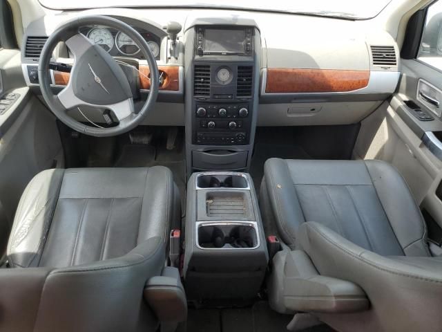 2008 Chrysler Town & Country Touring