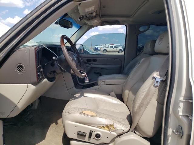 2005 Cadillac Escalade Luxury