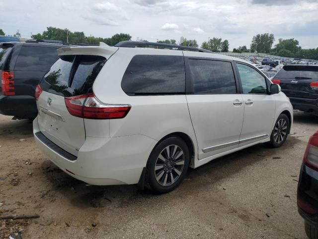 2019 Toyota Sienna XLE