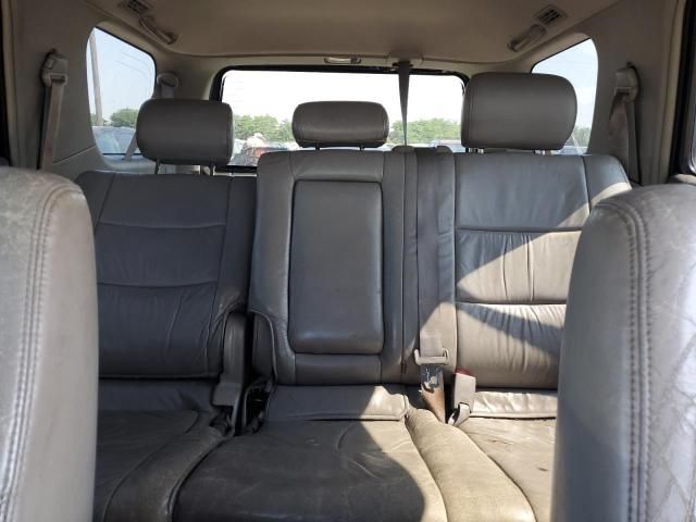 2004 Toyota Sequoia SR5