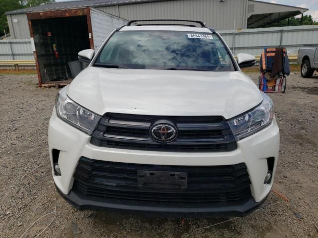 2018 Toyota Highlander SE