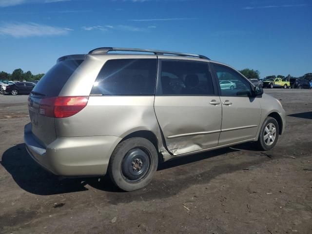 2004 Toyota Sienna CE