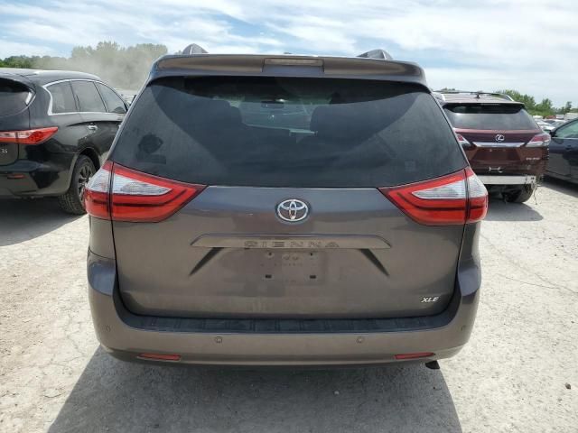 2015 Toyota Sienna XLE