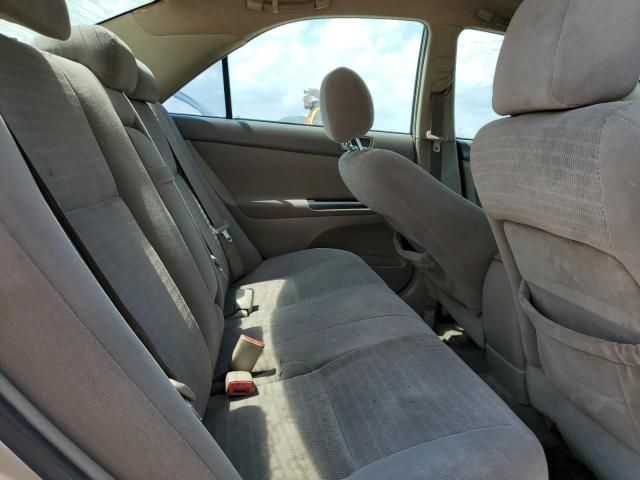 2005 Toyota Camry LE