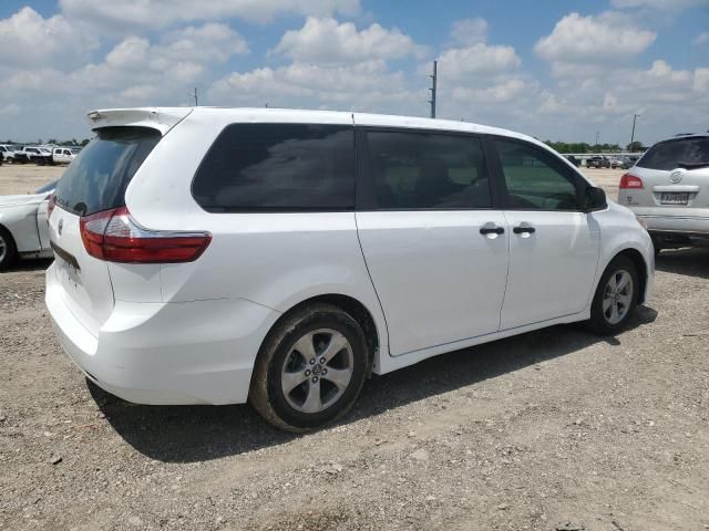 2018 Toyota Sienna L