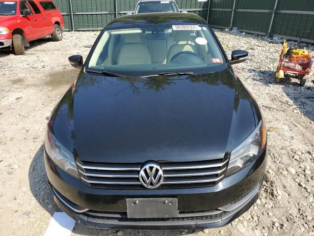 2015 Volkswagen Passat S