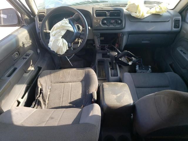 2001 Nissan Frontier Crew Cab XE