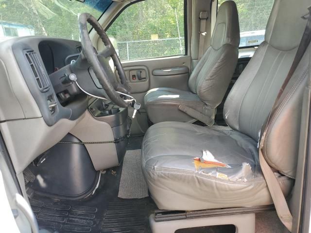 2000 Chevrolet Express G3500