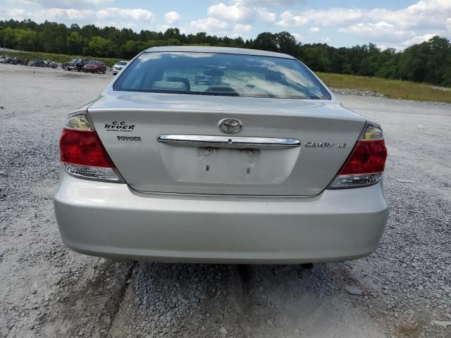 2005 Toyota Camry LE