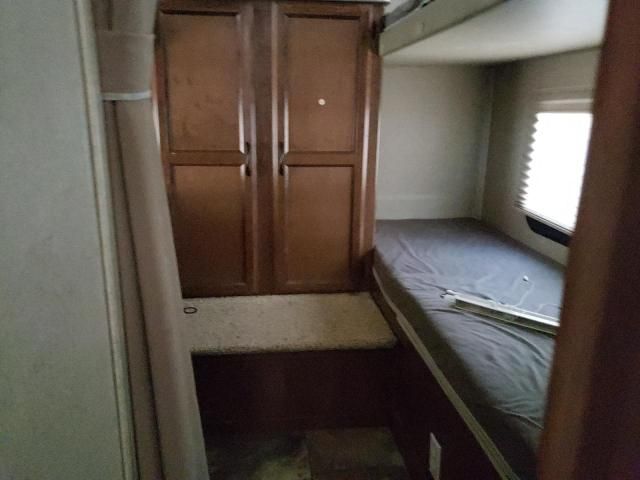 2015 Coachmen Freedom XP