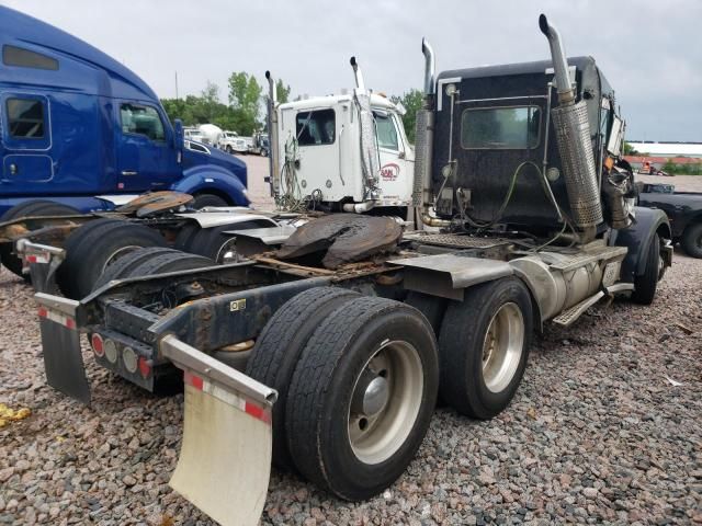 2015 Kenworth W900