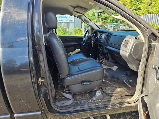 2005 Dodge RAM 1500 ST