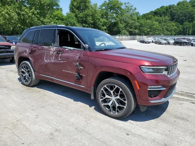 2022 Jeep Grand Cherokee Summit