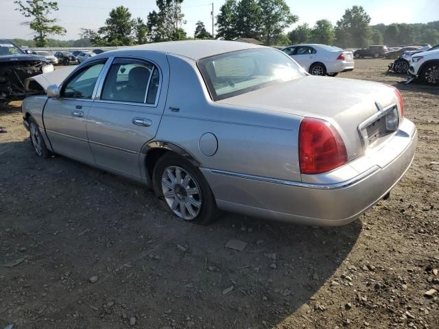 2008 Lincoln Town Car Signature Limited